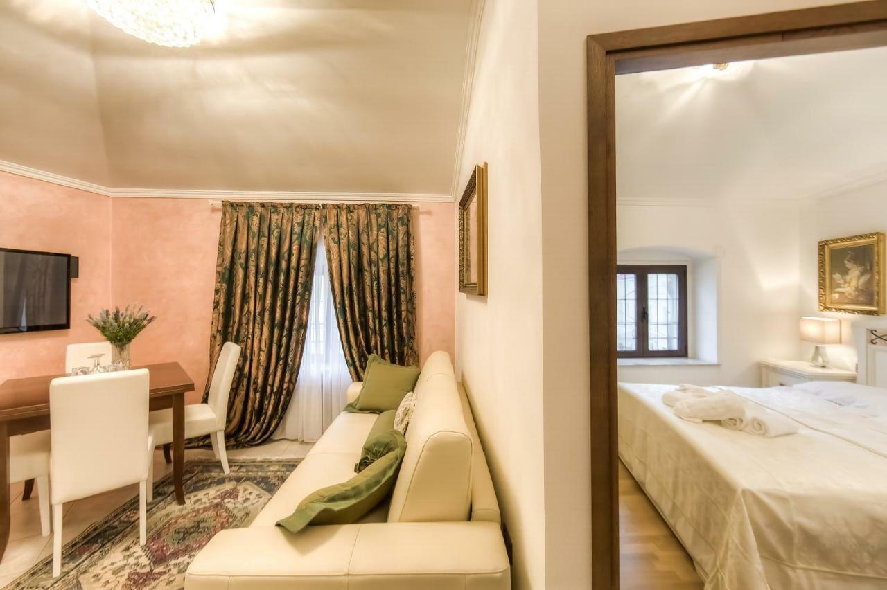 Villa Hasi ポレッチ エクステリア 写真